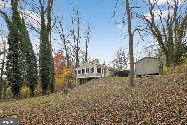 612 MEADOWVALE LN, Media, PA 19063