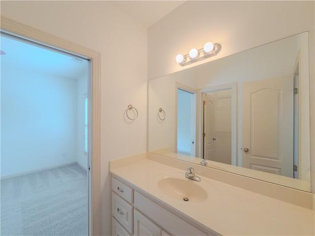 517 Richmond Place, Loganville, GA 30052