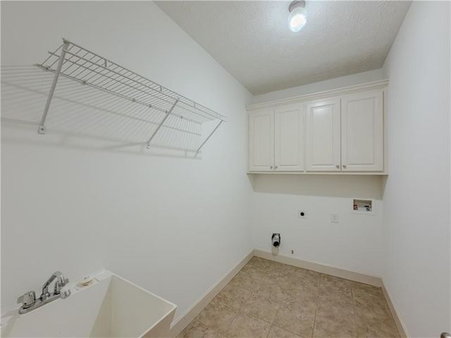 517 Richmond Place, Loganville, GA 30052