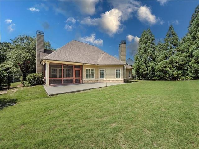 517 Richmond Place, Loganville, GA 30052