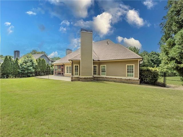 517 Richmond Place, Loganville, GA 30052