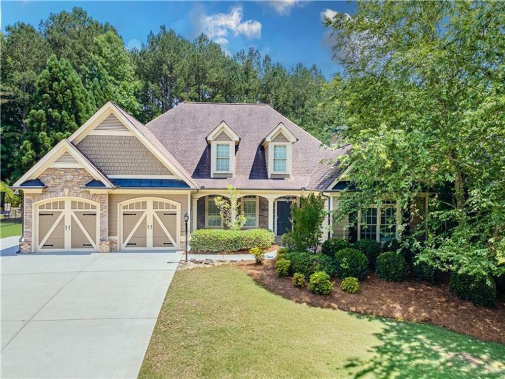 517 Richmond Place, Loganville, GA 30052