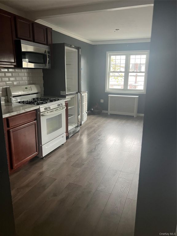 2515 150th Street, Flushing, NY 11354 — photo 2