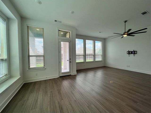 1817 Lockhart Drive, Forney, TX 75126