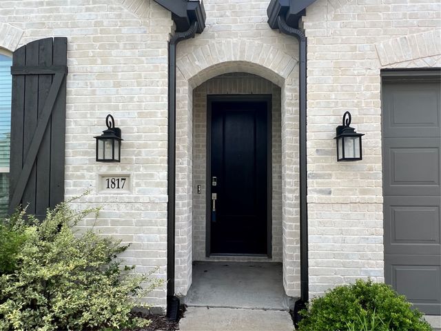 1817 Lockhart Drive, Forney, TX 75126