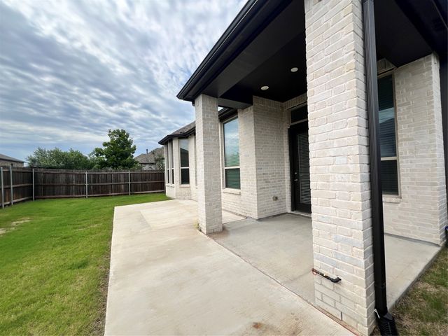 1817 Lockhart Drive, Forney, TX 75126