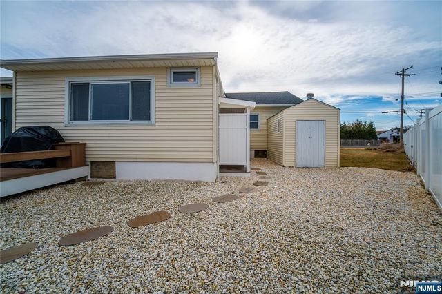 3124 Veeder Avenue, Toms River, NJ 08753