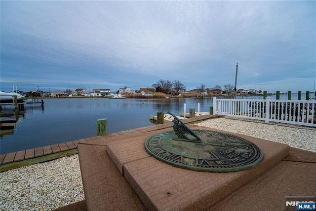 3124 Veeder Avenue, Toms River, NJ 08753