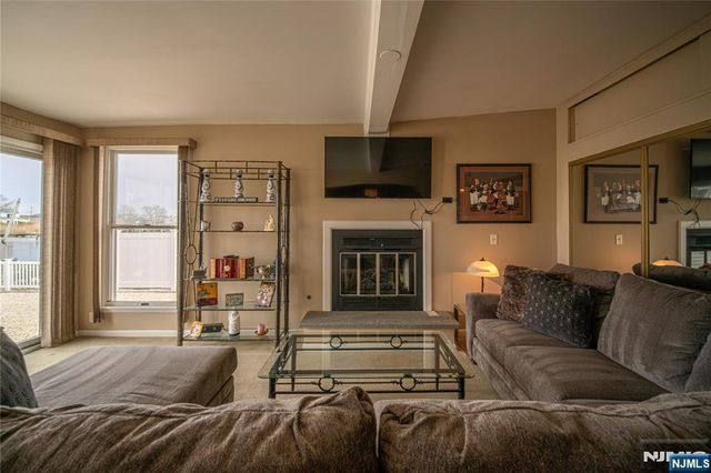 3124 Veeder Avenue, Toms River, NJ 08753