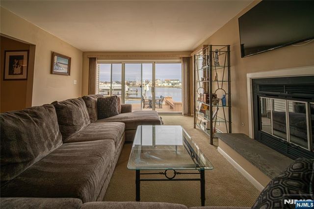 3124 Veeder Avenue, Toms River, NJ 08753