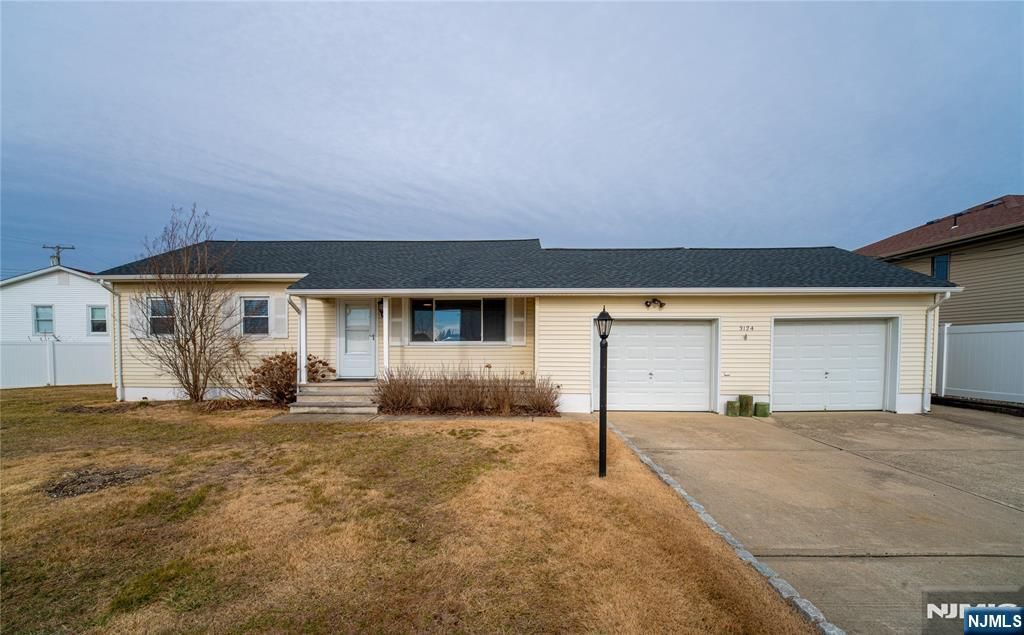 3124 Veeder Avenue, Toms River, NJ 08753