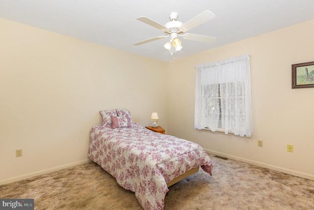 48 ASHFIELD DRIVE, Littlestown, PA 17340