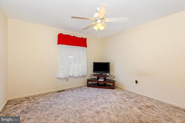 48 ASHFIELD DRIVE, Littlestown, PA 17340