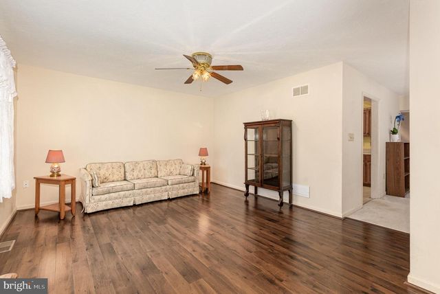 48 ASHFIELD DRIVE, Littlestown, PA 17340