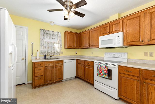 48 ASHFIELD DRIVE, Littlestown, PA 17340