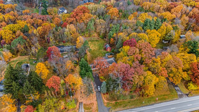 5505 Fulton Street NE, Ada, MI 49301