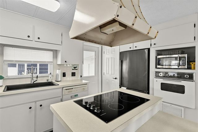 248 LA ROSAS, North Port, FL 34287