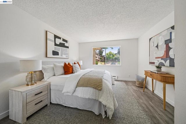 1327 Webster St B106, Alameda, CA 94501