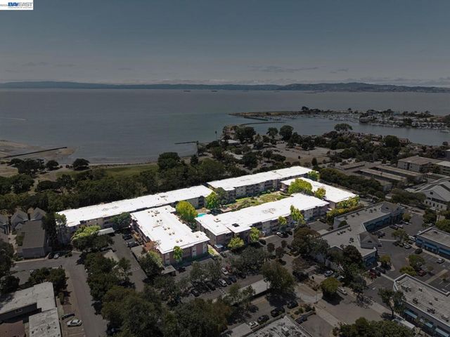 1327 Webster St B106, Alameda, CA 94501