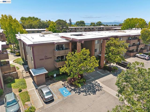 1327 Webster St B106, Alameda, CA 94501