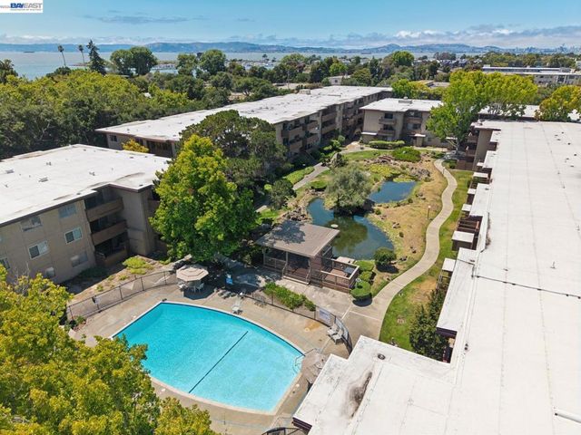 1327 Webster St B106, Alameda, CA 94501