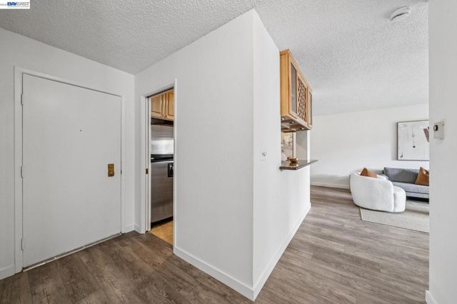 1327 Webster St B106, Alameda, CA 94501
