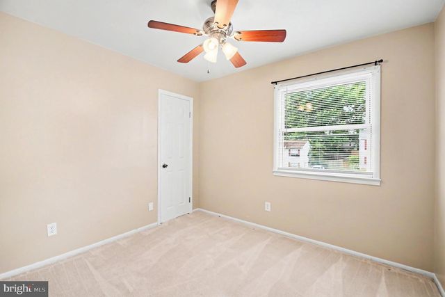 4918 LONGHORN DR, Woodbridge, VA 22193