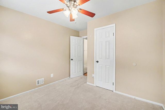 4918 LONGHORN DR, Woodbridge, VA 22193