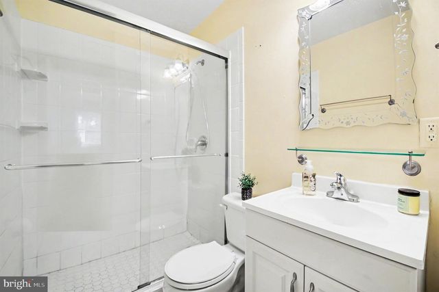 4918 LONGHORN DR, Woodbridge, VA 22193
