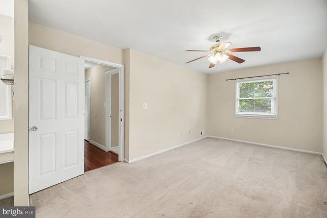 4918 LONGHORN DR, Woodbridge, VA 22193