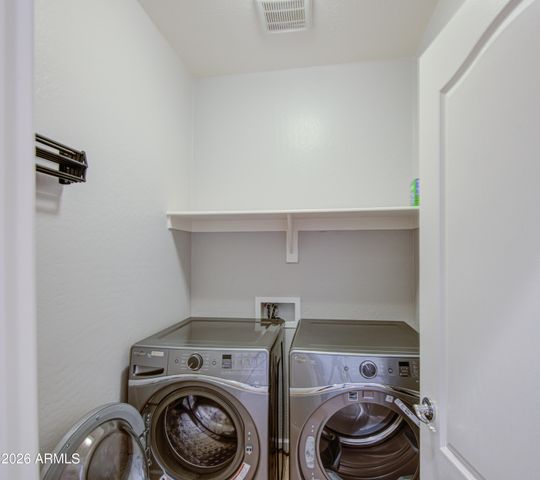 8617 E LOBO Avenue, Mesa, AZ 85209