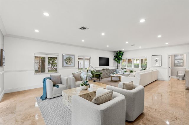 1704 SW 142nd Avenue, Davie, FL 33325