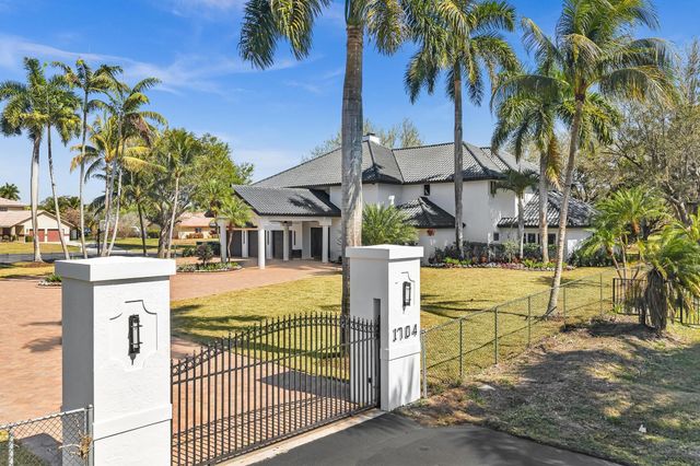 1704 SW 142nd Avenue, Davie, FL 33325