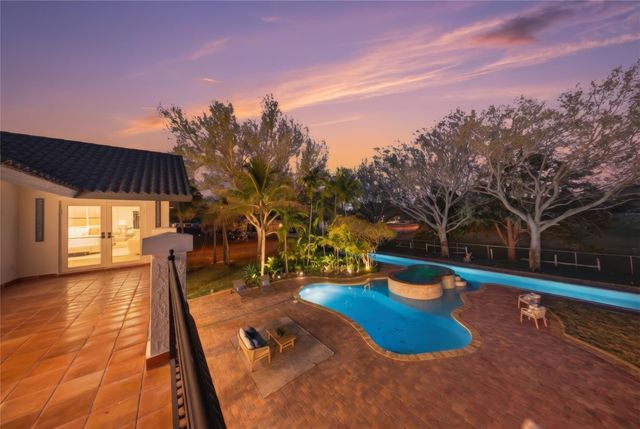 1704 SW 142nd Avenue, Davie, FL 33325