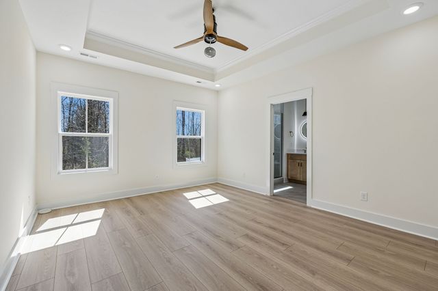 2107 Chivalry Way, Clarksville, TN 37040