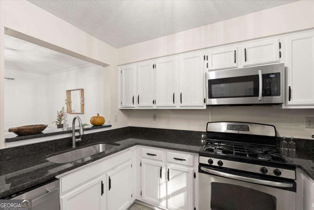 1500 Oakridge Court, Decatur, GA 30033 — photo 4