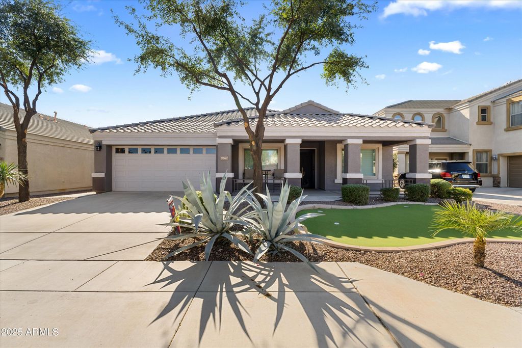 9867 W HARMONY Lane, Peoria, AZ 85382