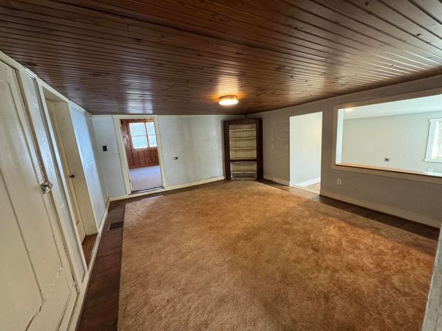 3859 Millersburg Ruddles Mill Road, Paris, KY 40361