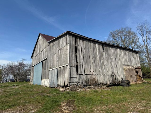 3859 Millersburg Ruddles Mill Road, Paris, KY 40361