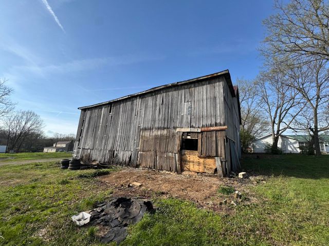 3859 Millersburg Ruddles Mill Road, Paris, KY 40361