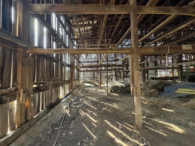 3859 Millersburg Ruddles Mill Road, Paris, KY 40361