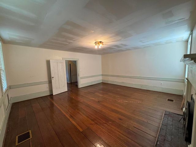 3859 Millersburg Ruddles Mill Road, Paris, KY 40361