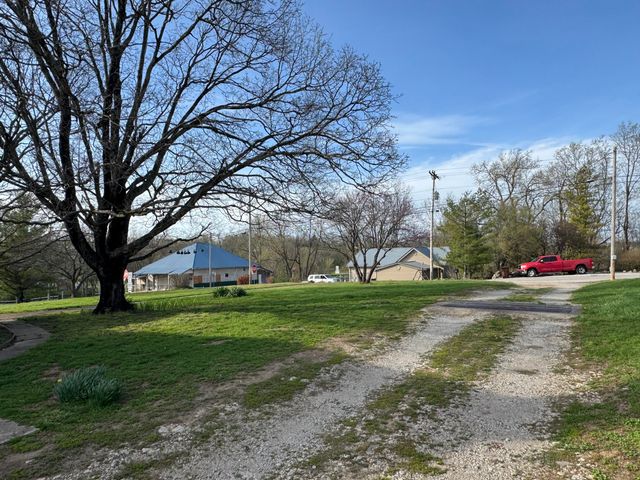 3859 Millersburg Ruddles Mill Road, Paris, KY 40361