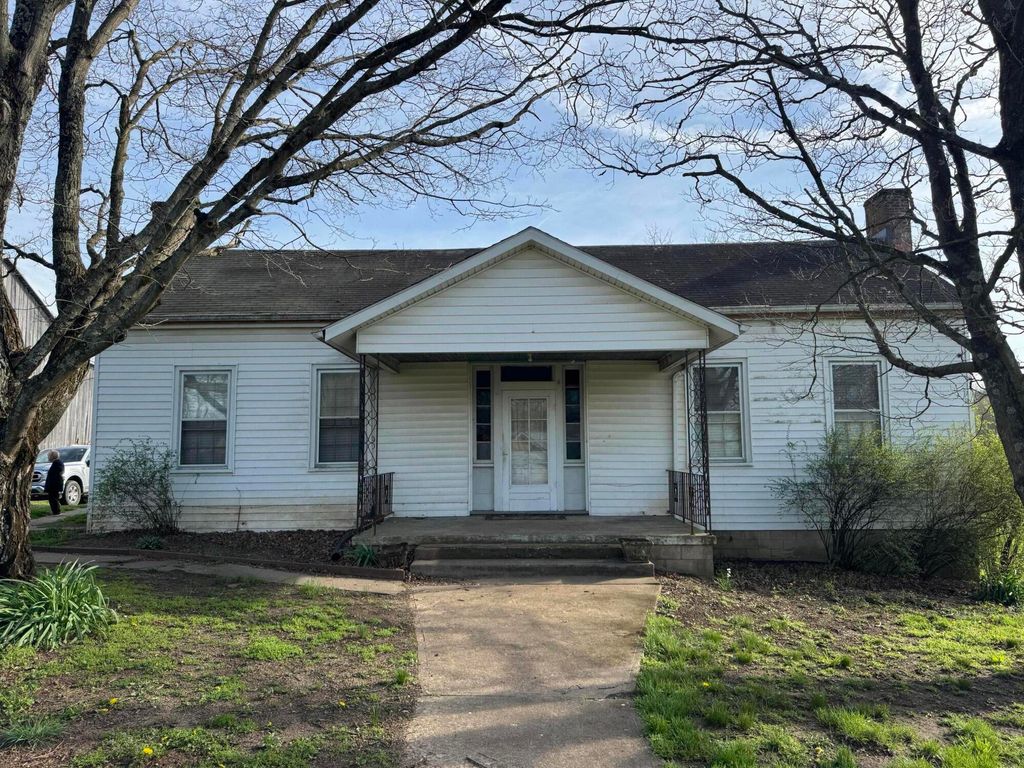 3859 Millersburg Ruddles Mill Road, Paris, KY 40361