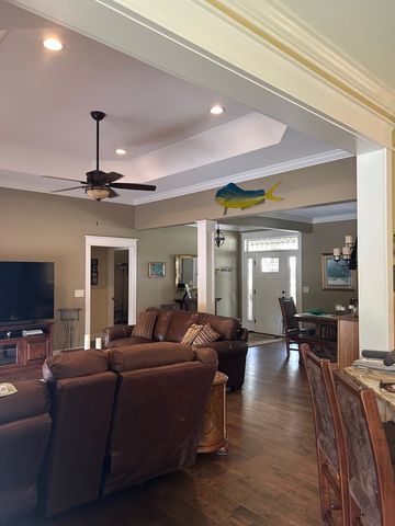 735 E E Lakeview Dr, Hayesville, NC 28904