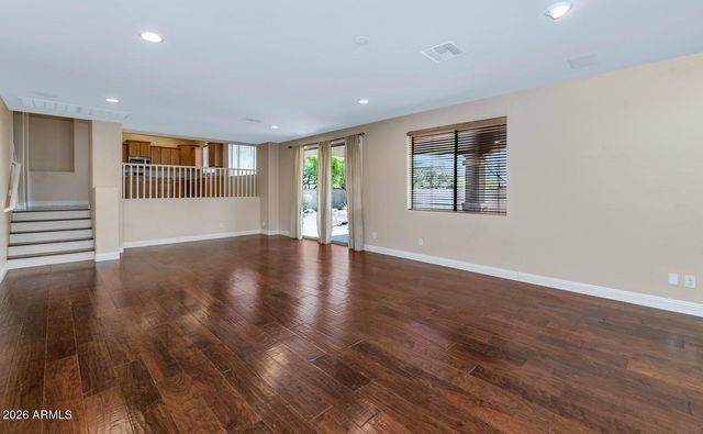 4525 W HEYERDAHL Drive, New River, AZ 85087