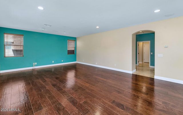 4525 W HEYERDAHL Drive, New River, AZ 85087