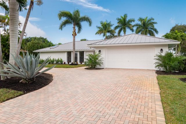 3201 SE Fairway W, Stuart, FL 34997