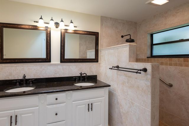 3201 SE Fairway W, Stuart, FL 34997