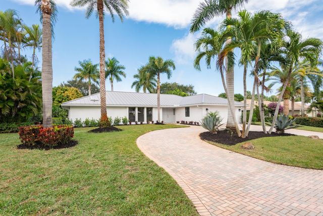 3201 SE Fairway W, Stuart, FL 34997